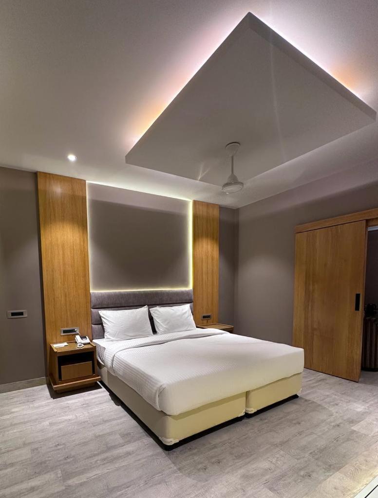 Hotel Rajmahal Moradabad Exterior photo
